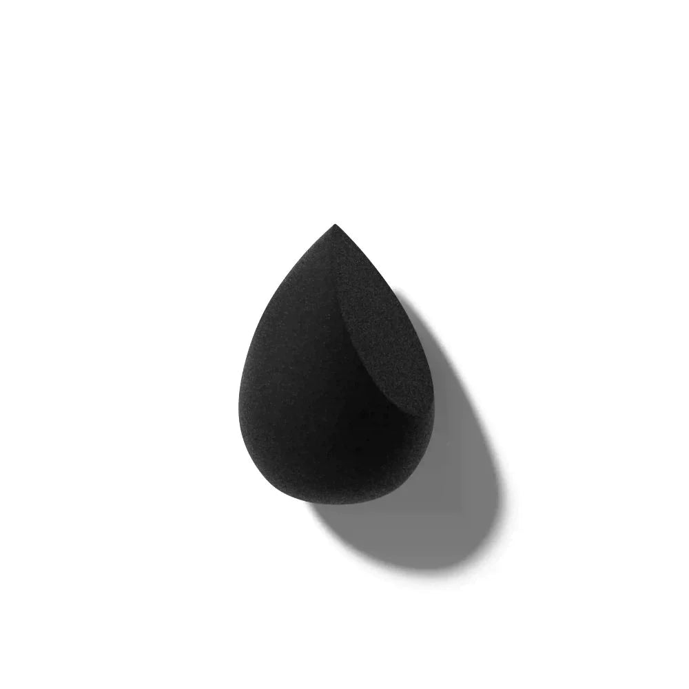 Synergie Minerals EnviroSponge for liquid foundation application